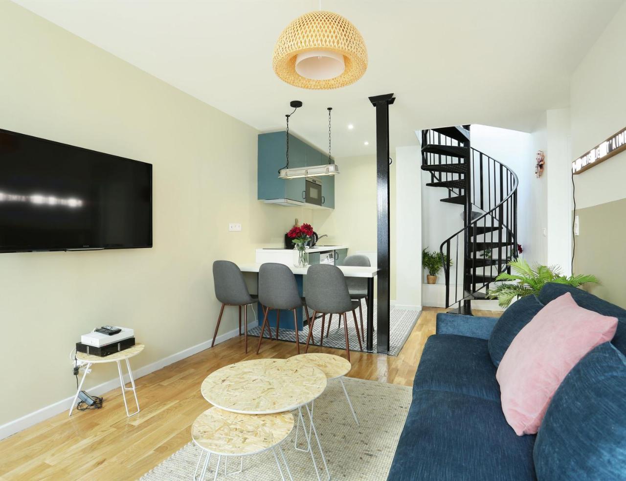 Apartment Rent A - Caire, Montorgueil *