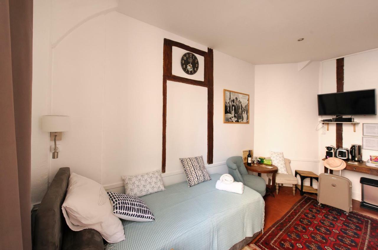 Petit Marais Apartment