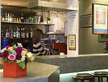 Hotel Ibis Styles République 3*
