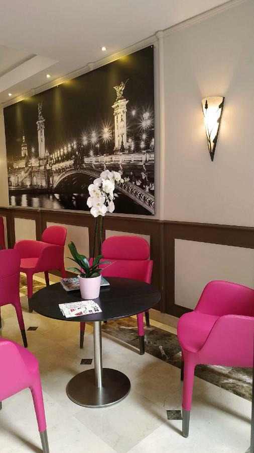 Western Au Trocadero Hotel