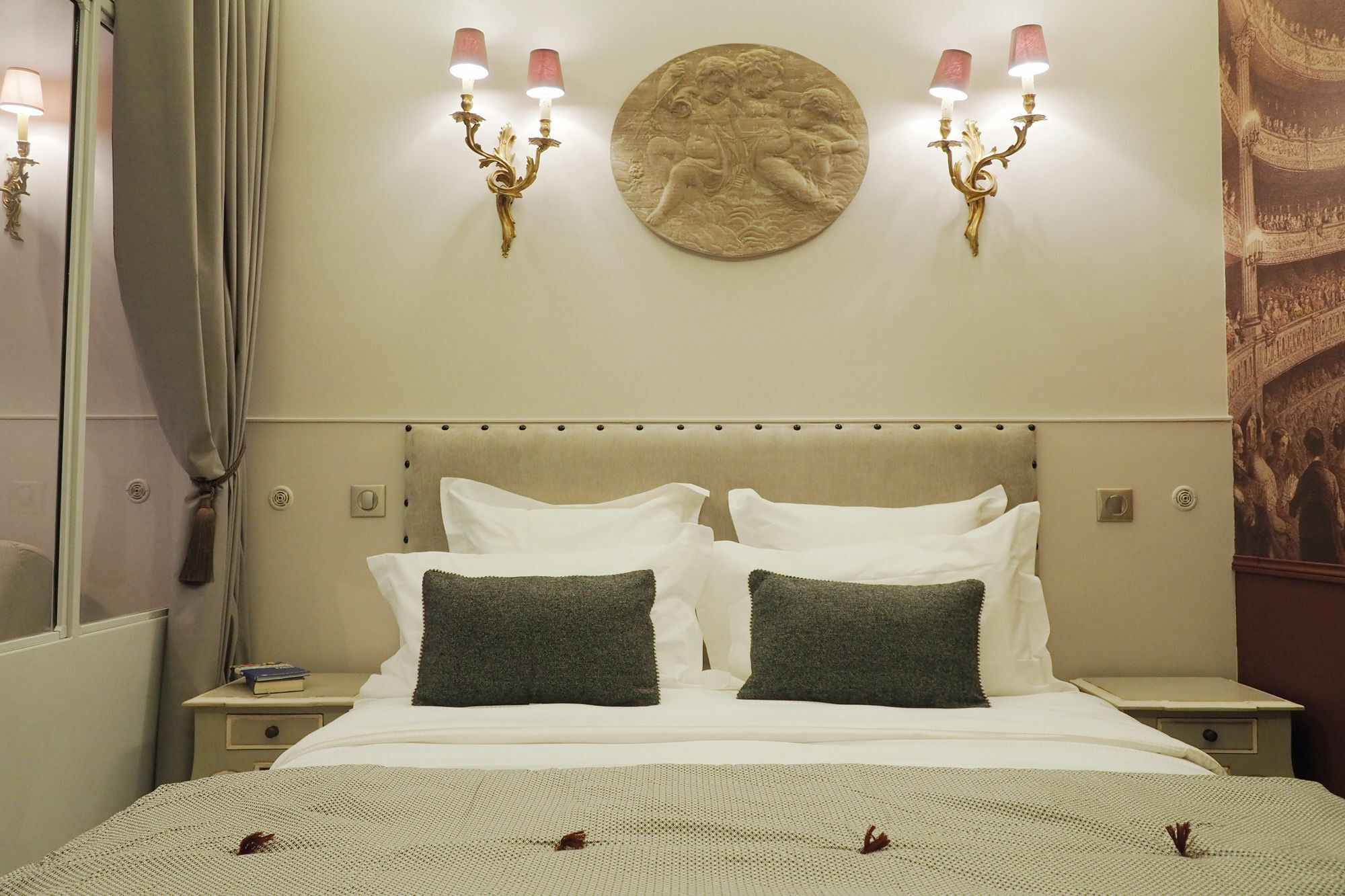 Hotel Palais Royal Chicsuites Paris