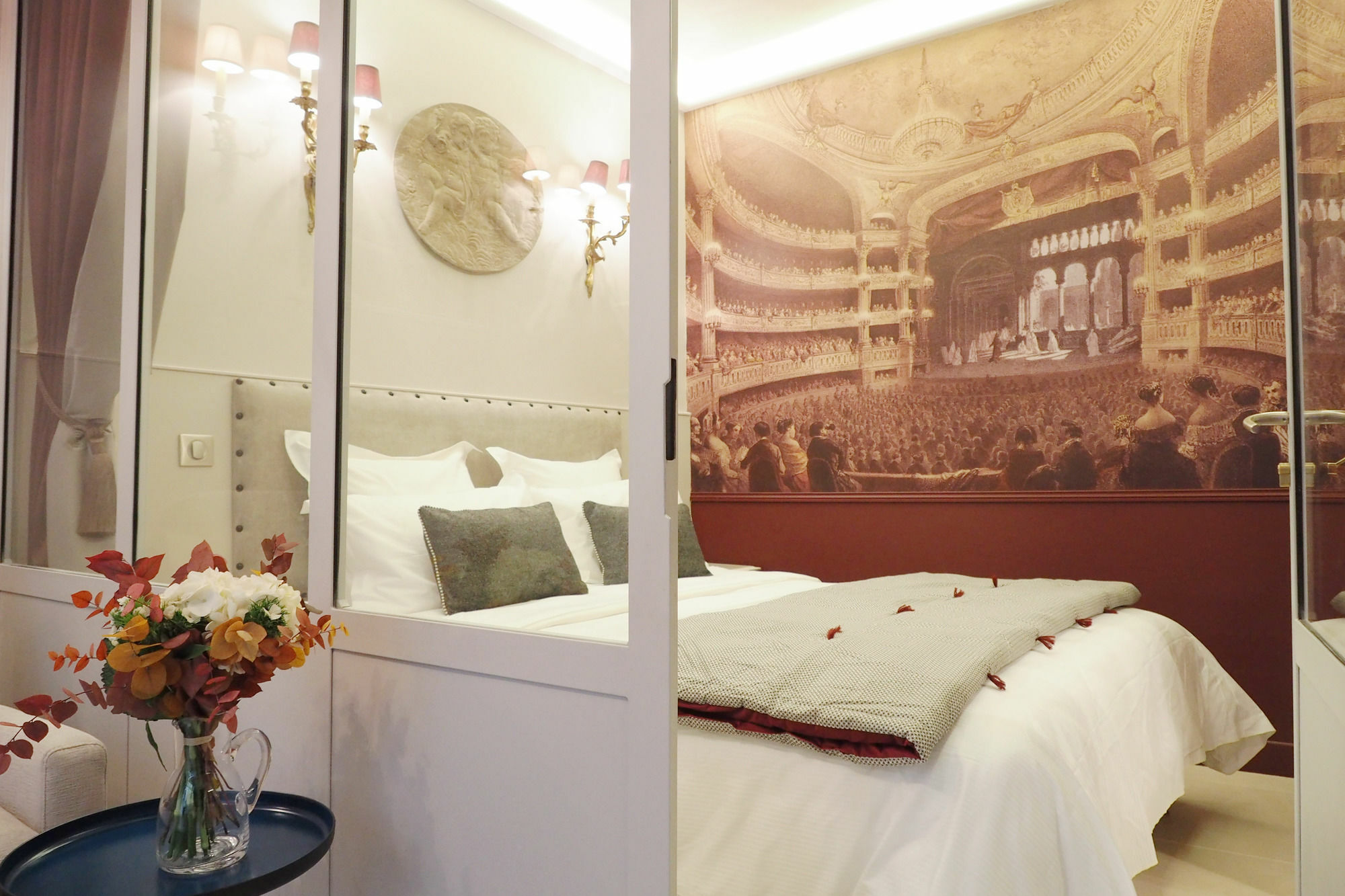 Palais Royal Chicsuites Hotel