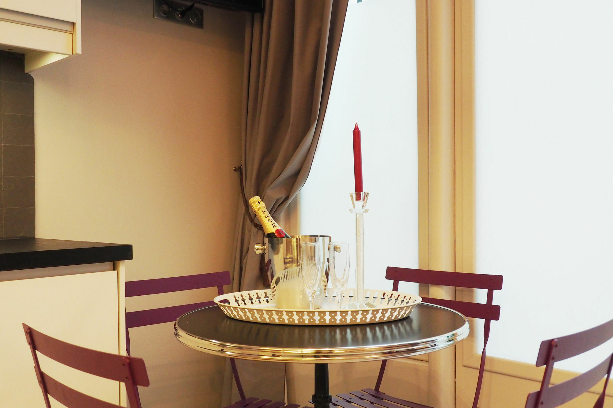 Palais Royal Chicsuites Hotel Paris