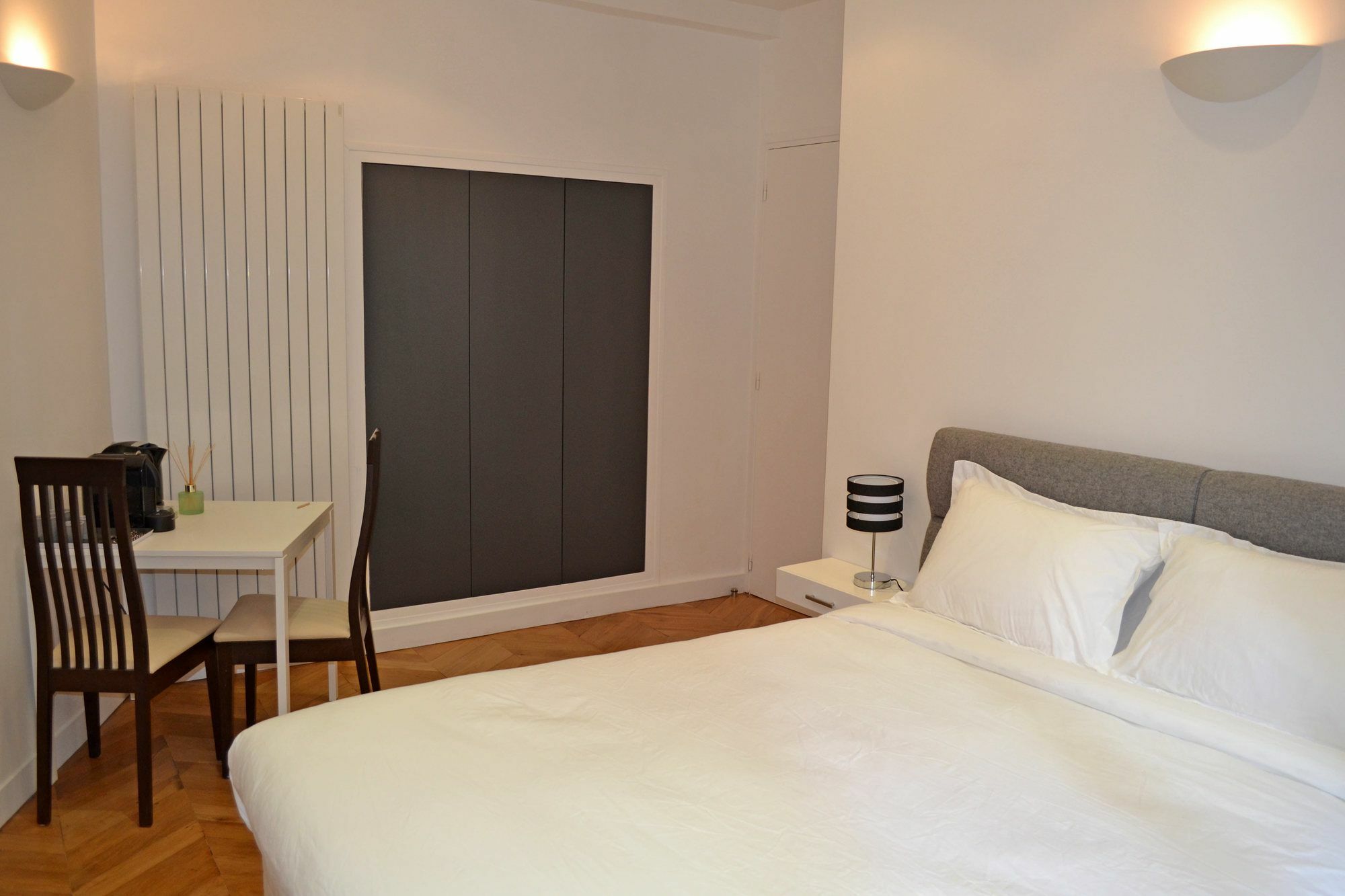 Bed & Breakfast Square 2*