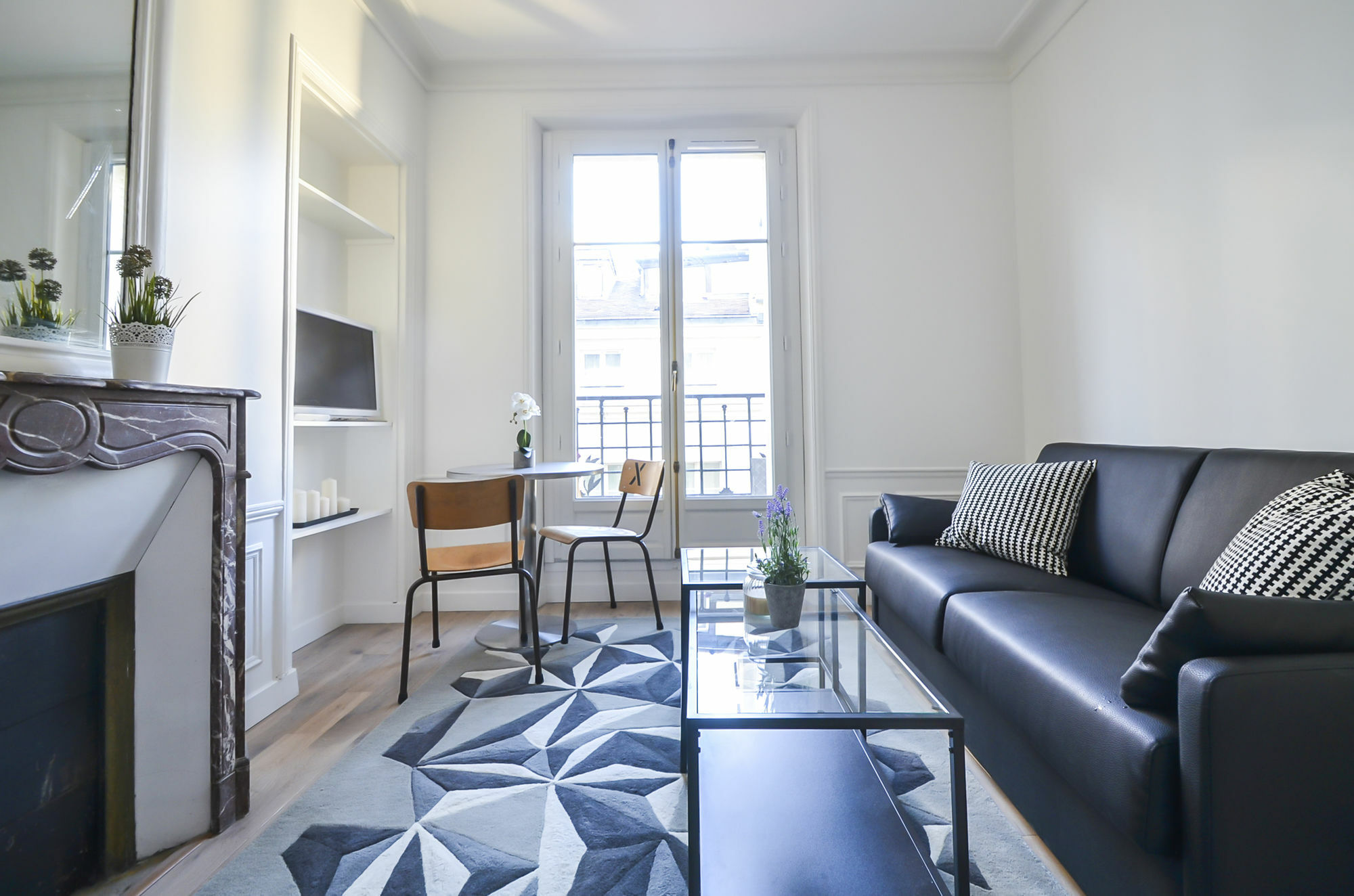 Luxury Apartment In Paris - Montorgueil Apartment Paris