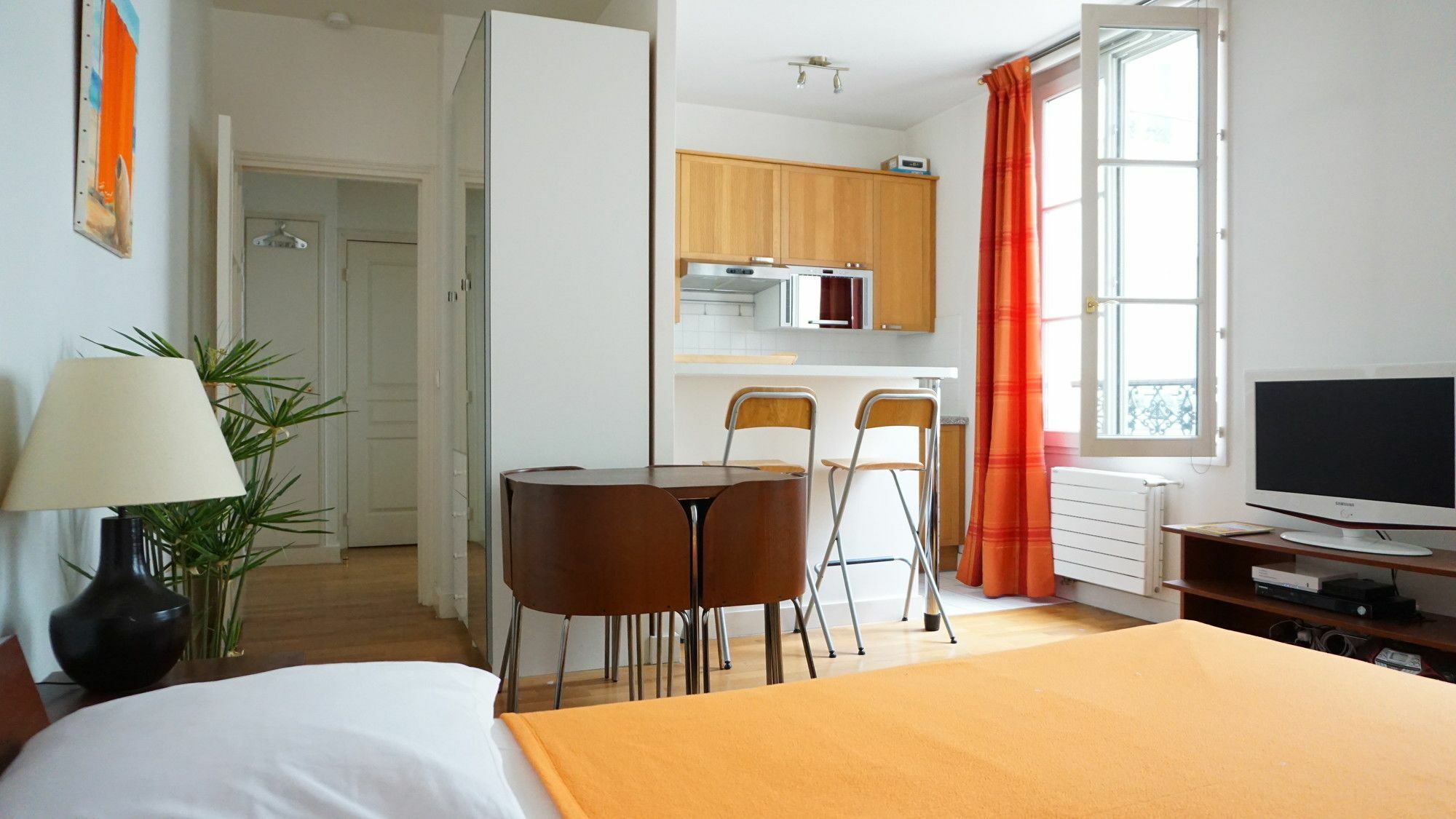 Apartment Madeleine - - 8 Paris