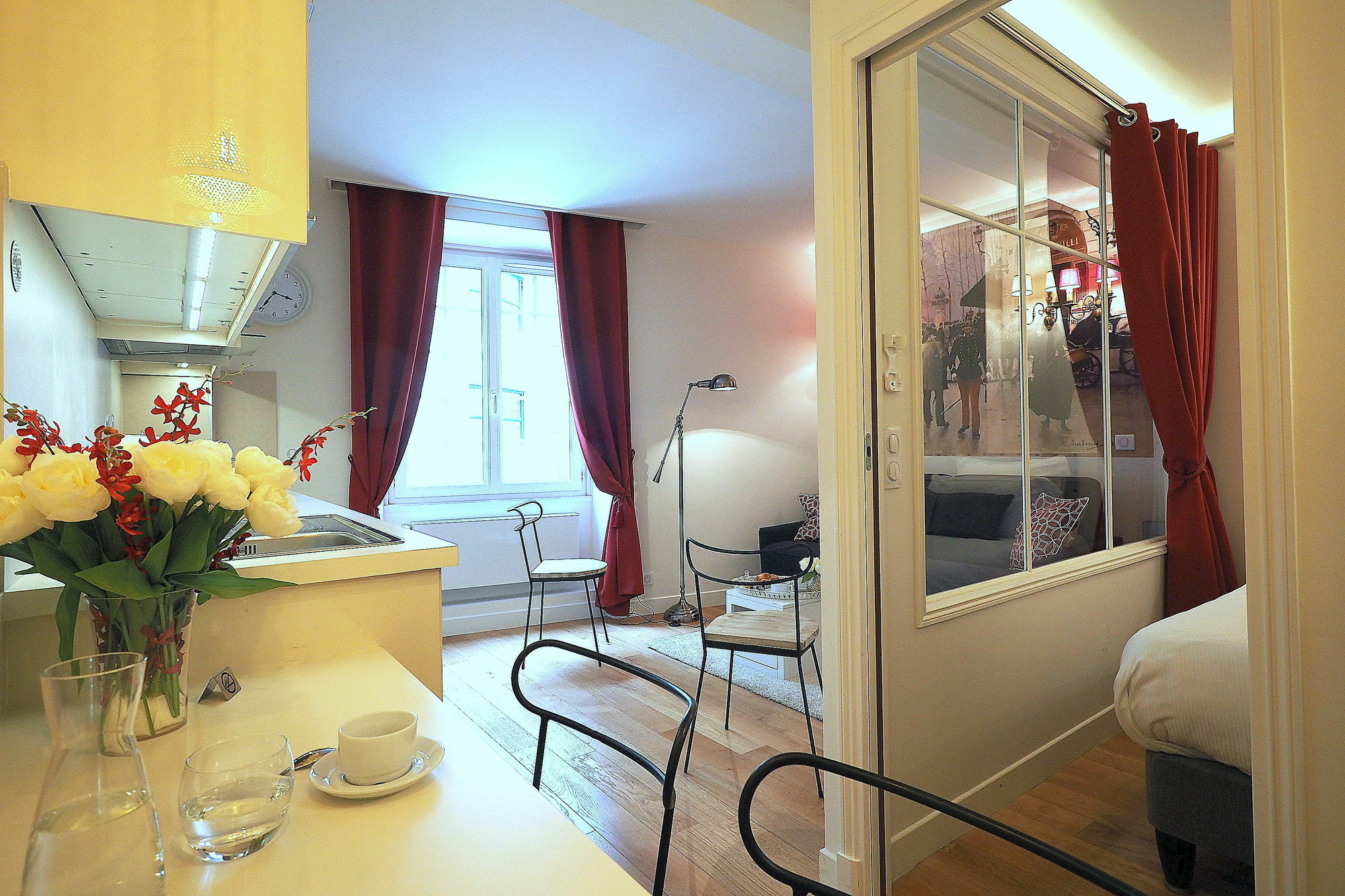 Louvre Opera Design Chicsuites Apartment