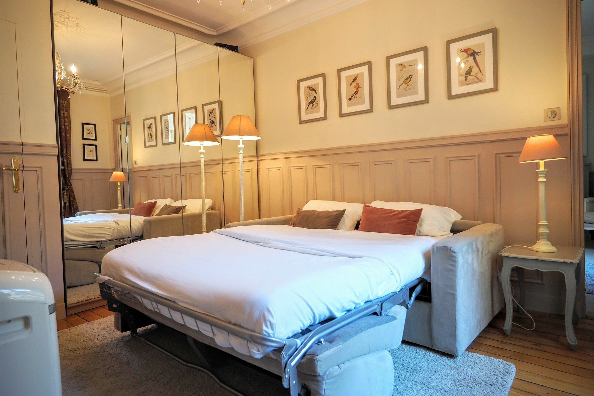 Chambre D Hote : Louvre Elegant Apt Suite Paris
