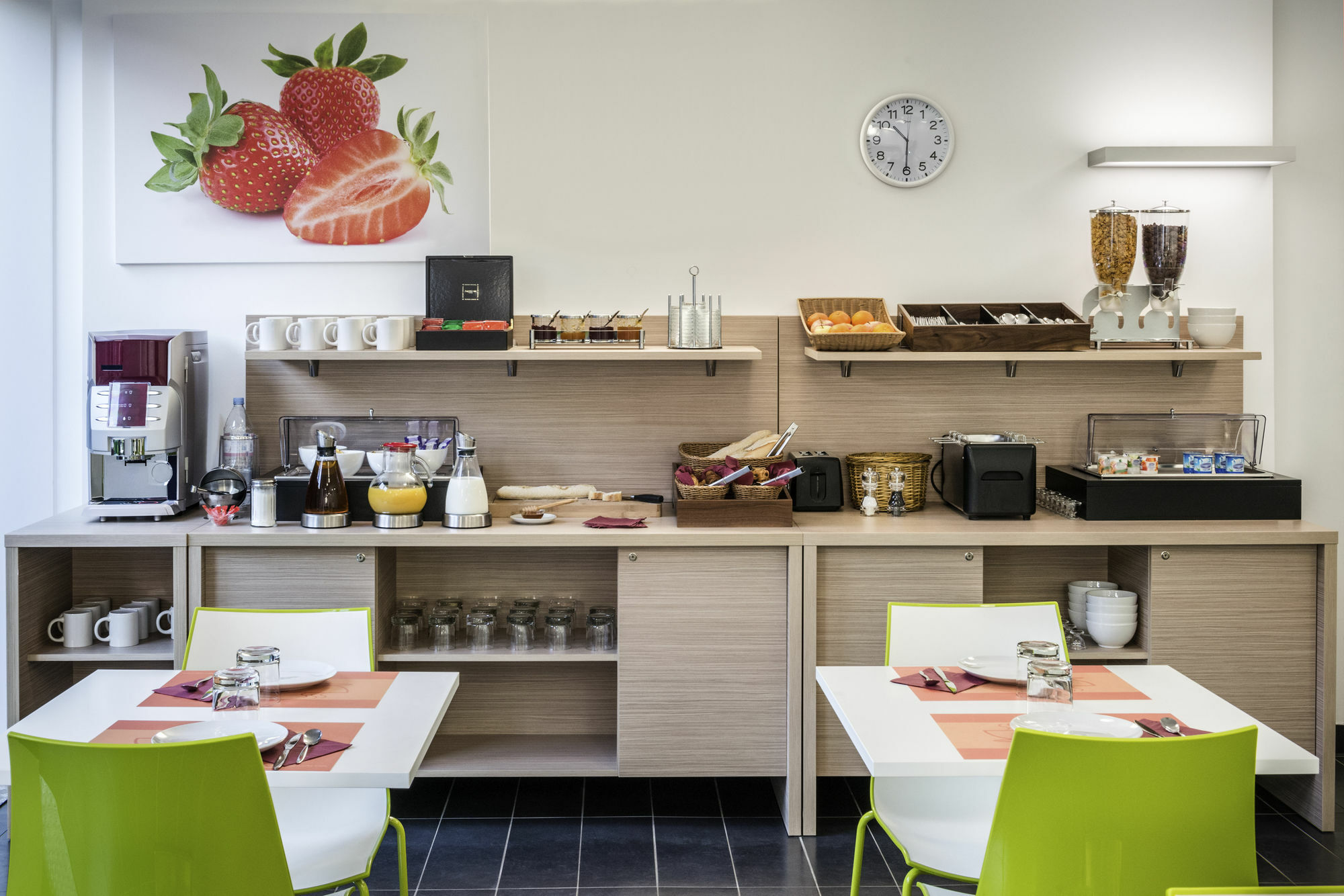 Adagio Access Reuilly Aparthotel 3*
