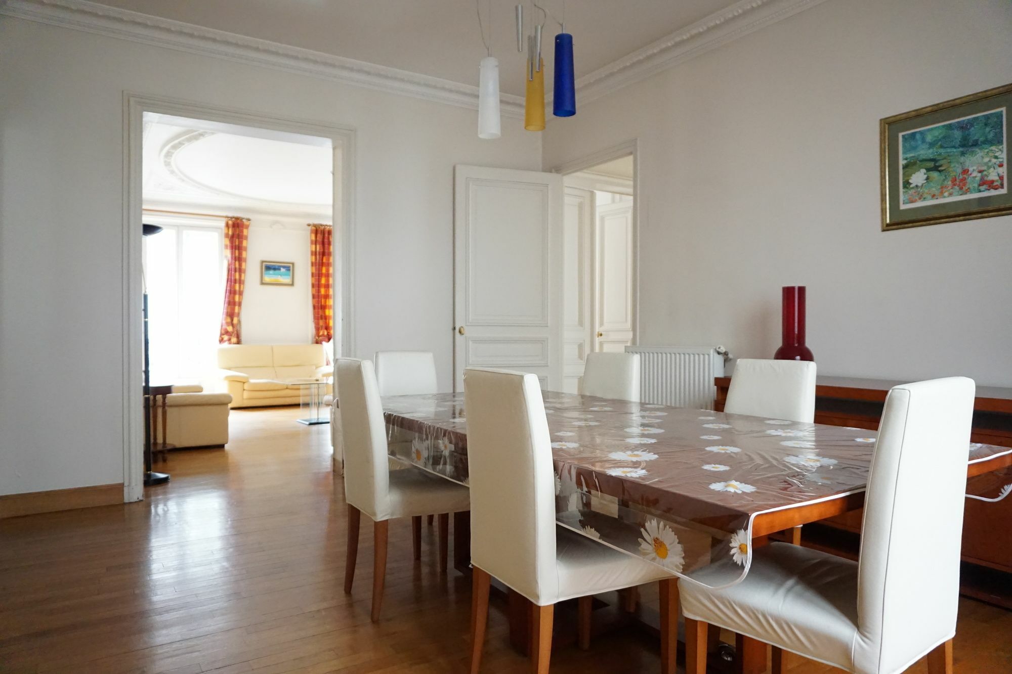 Place Des Etats Unis-5 Pieces-130 M² -paris 16 Apartment *