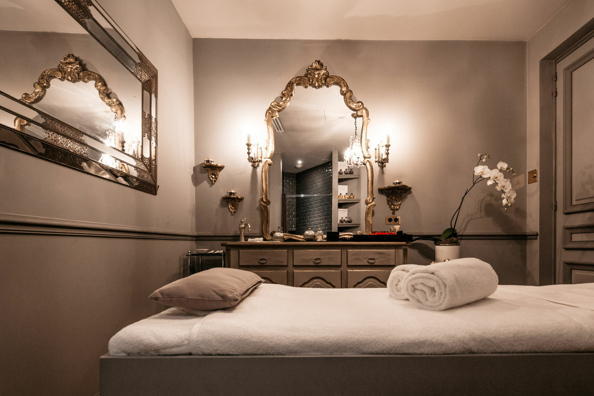Saint 5* Paris