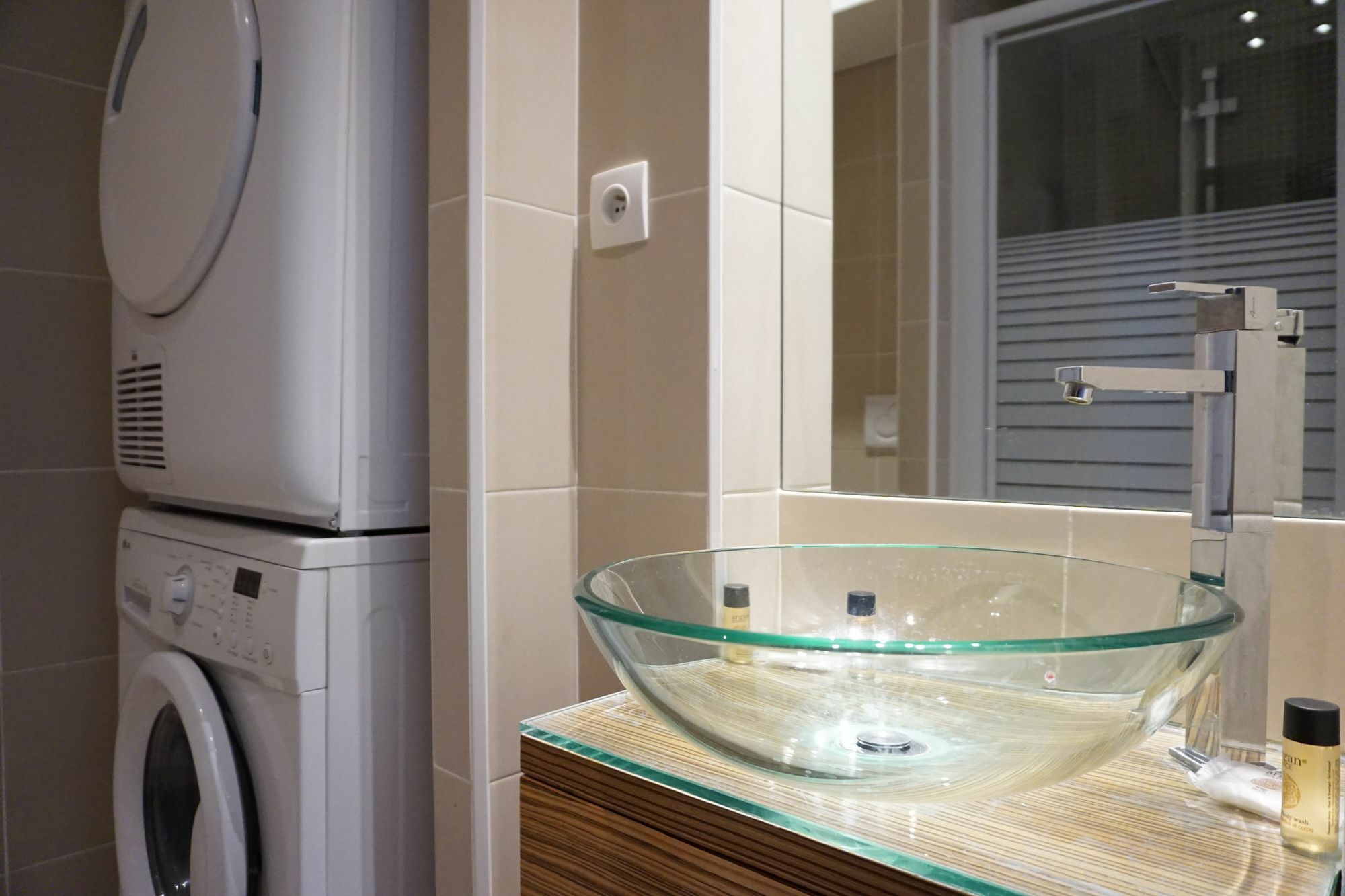 Porte Dauphine - 3 Pieces - 90 M² - 16 Appartement Paris