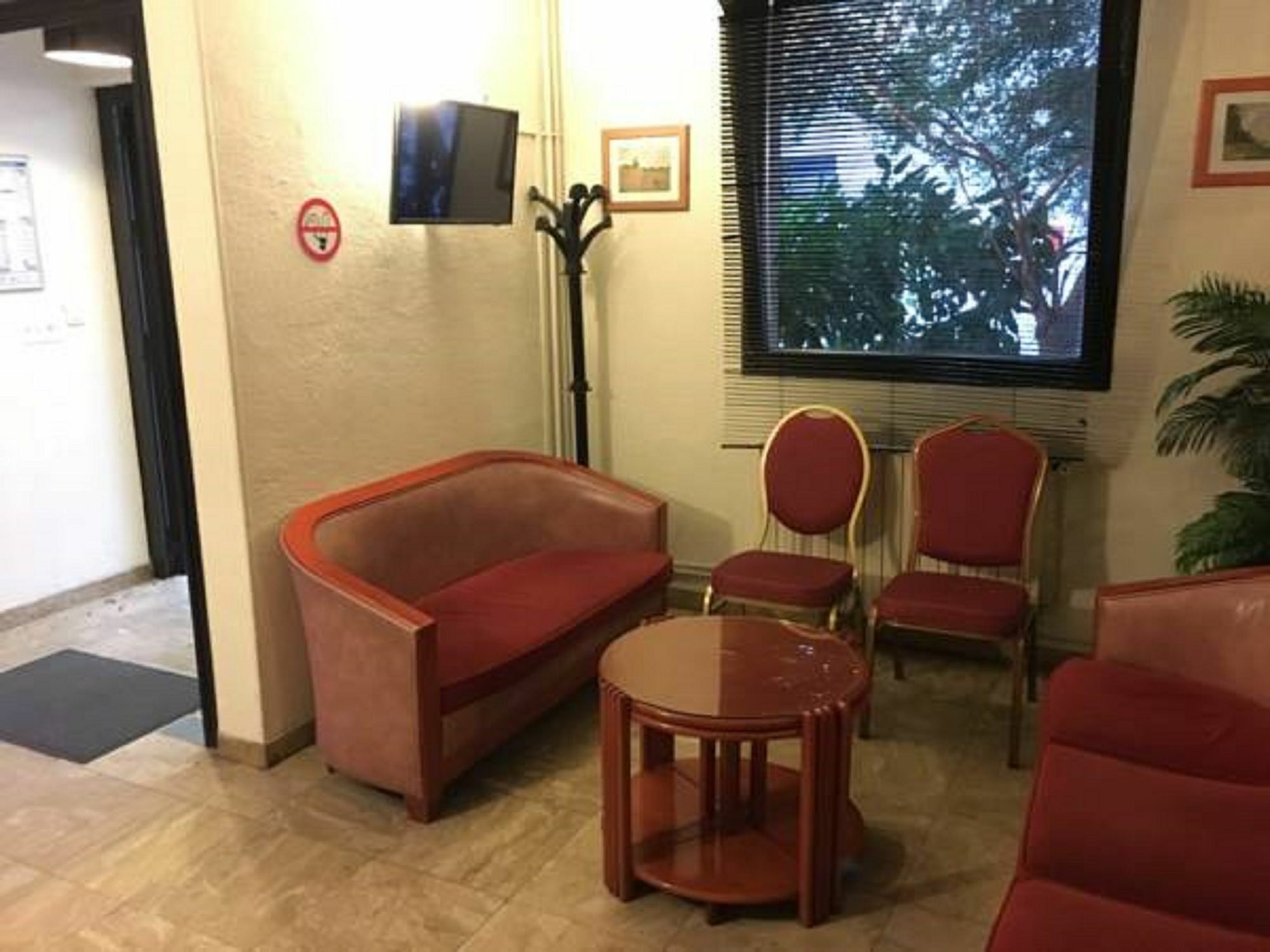 Nouveau Park Hotel 3*