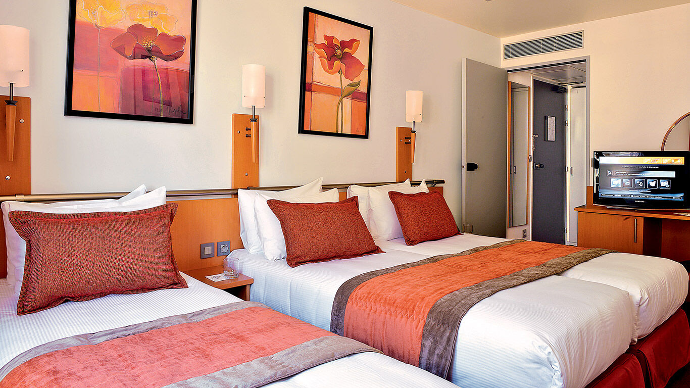 Opera Cadet Hotel