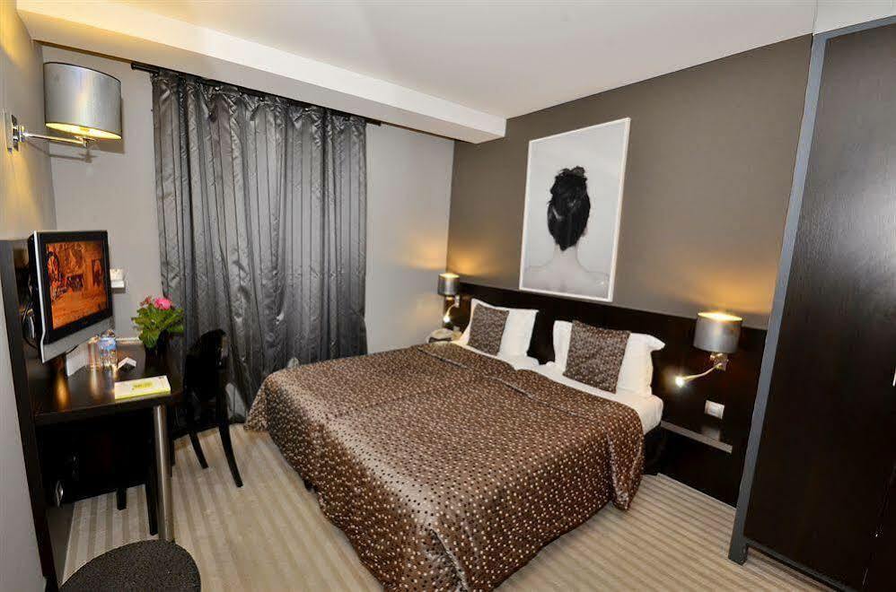 Jardin De Villiers Hotel Paris