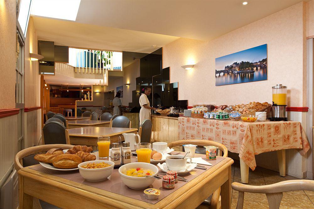 Ibis Styles Nation Porte De Montreuil Hotel 3*