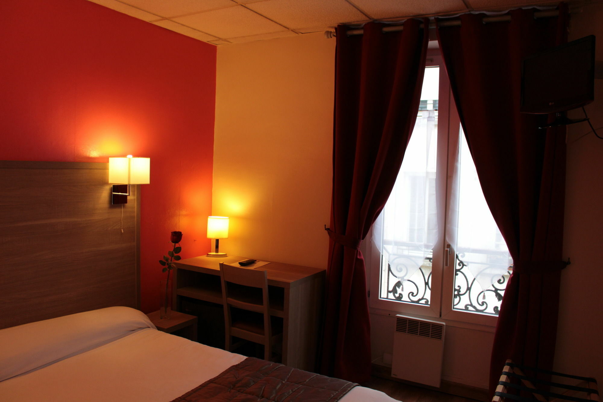 Amadeus Hotel