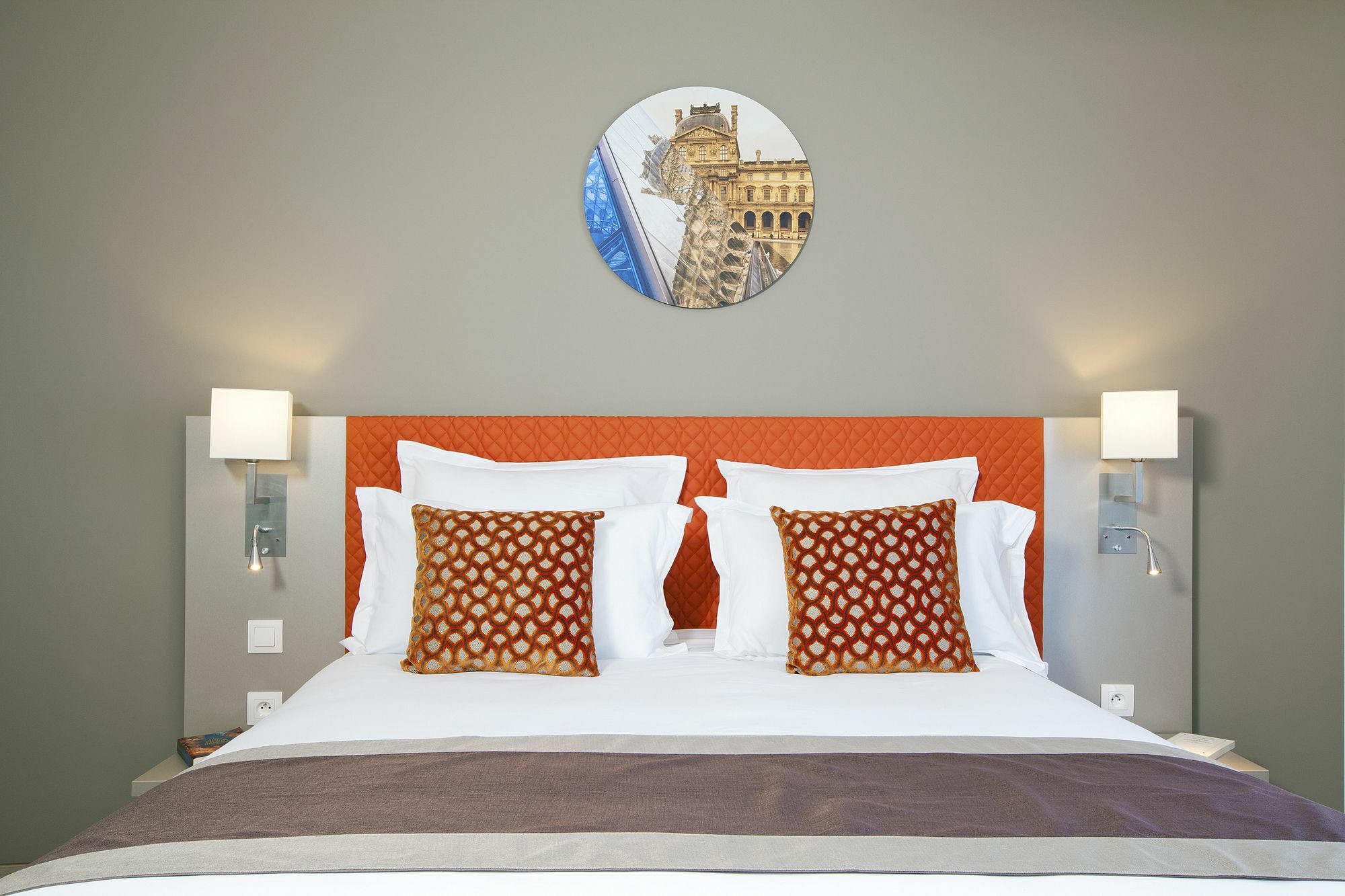 Aparthotel Residhome Rosa Parks 3*