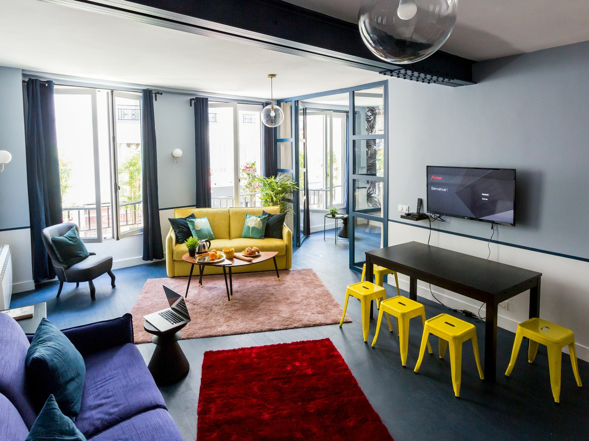Luxury Family Loft 3 Bedroom 2 Bathroom Apartment