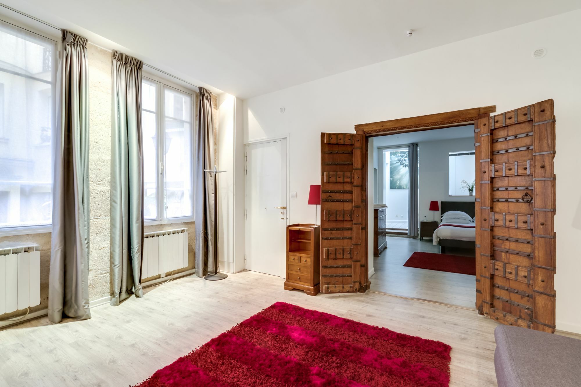 Du Louvre Apartment Paris