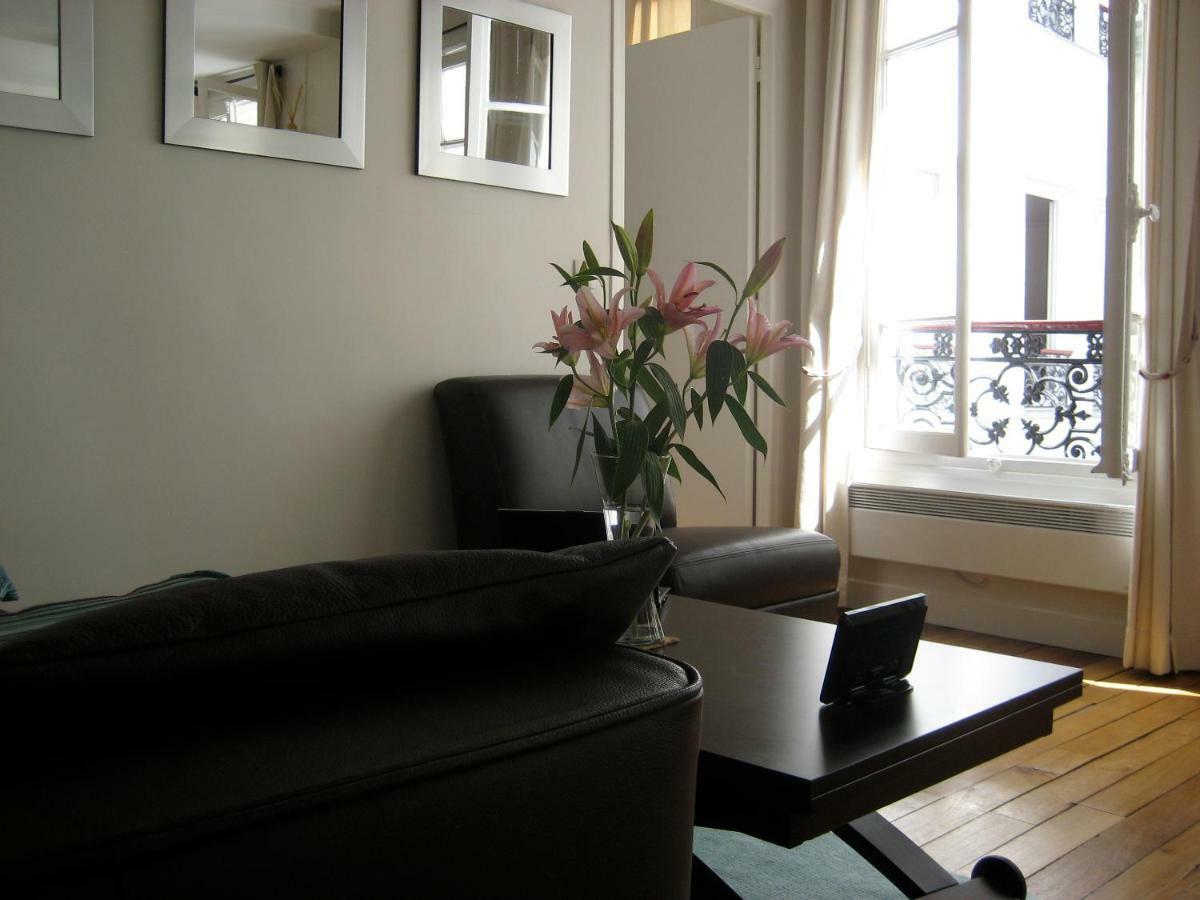 Apartment Opera Paris