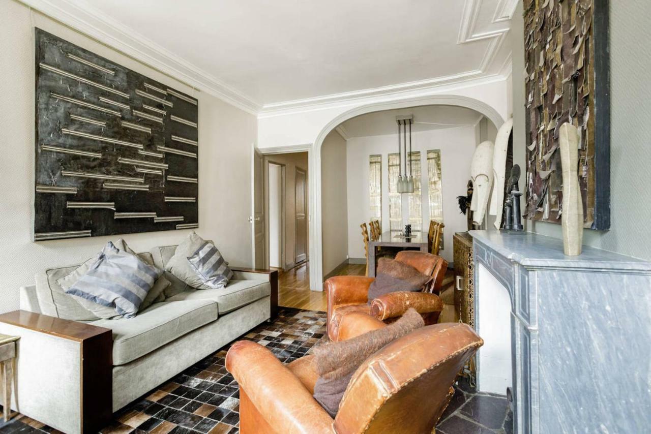 Left Bank Deluxe Apartment