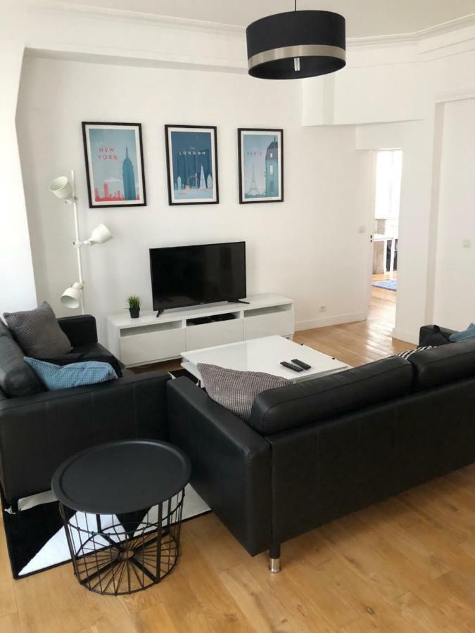 Apartment Marche St-honore Paris