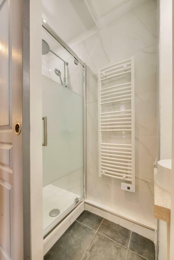 Beautiful Triplex In The Center Of Appartement Paris
