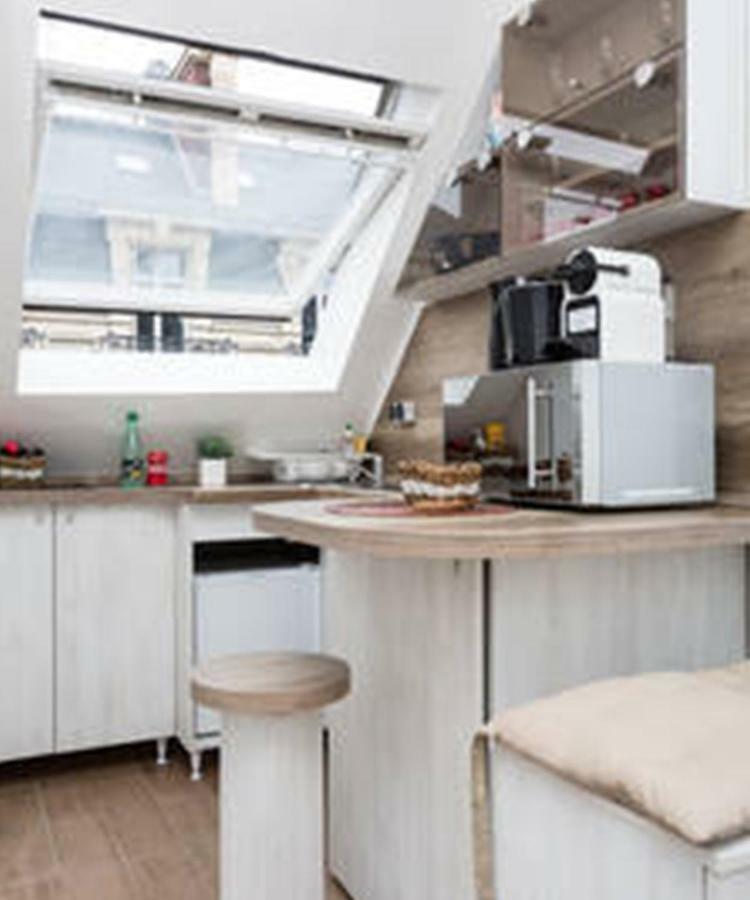 *** Champs Elysees Studio *