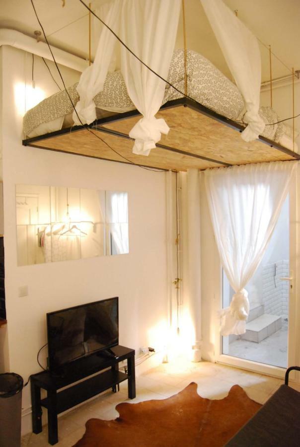 Arty 20m² District Of Batignolles Apartment