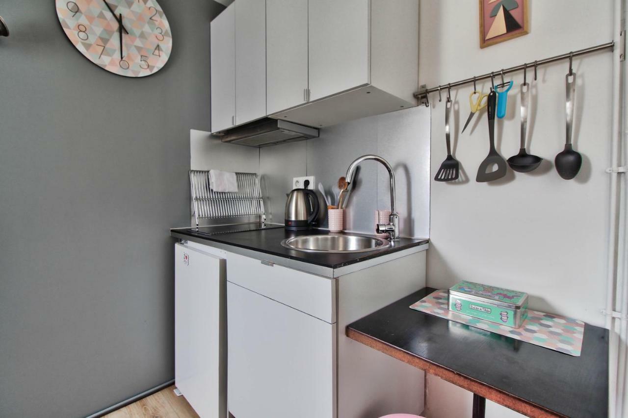 Apartment 11 Rue Portefoin Paris