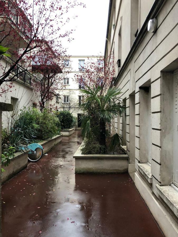 23 Rue De La Chapelle Apartment *