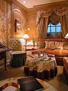 Chambiges Elysees Hotel