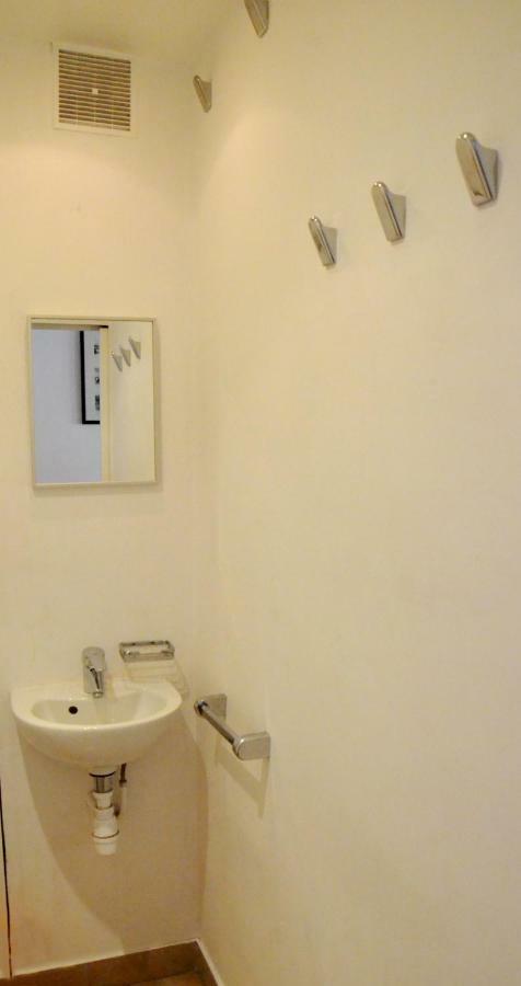 Apartment Latin Quarter - Saint Michel Unit 004 *