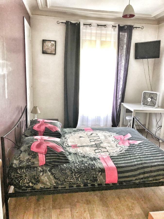 Appartement A Deux Pas De Montmartre Paris
