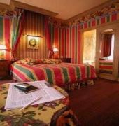 Chambiges Elysees Hotel