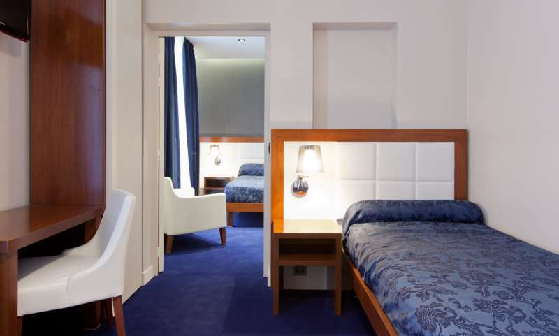 Ambassadeur Hotel Paris
