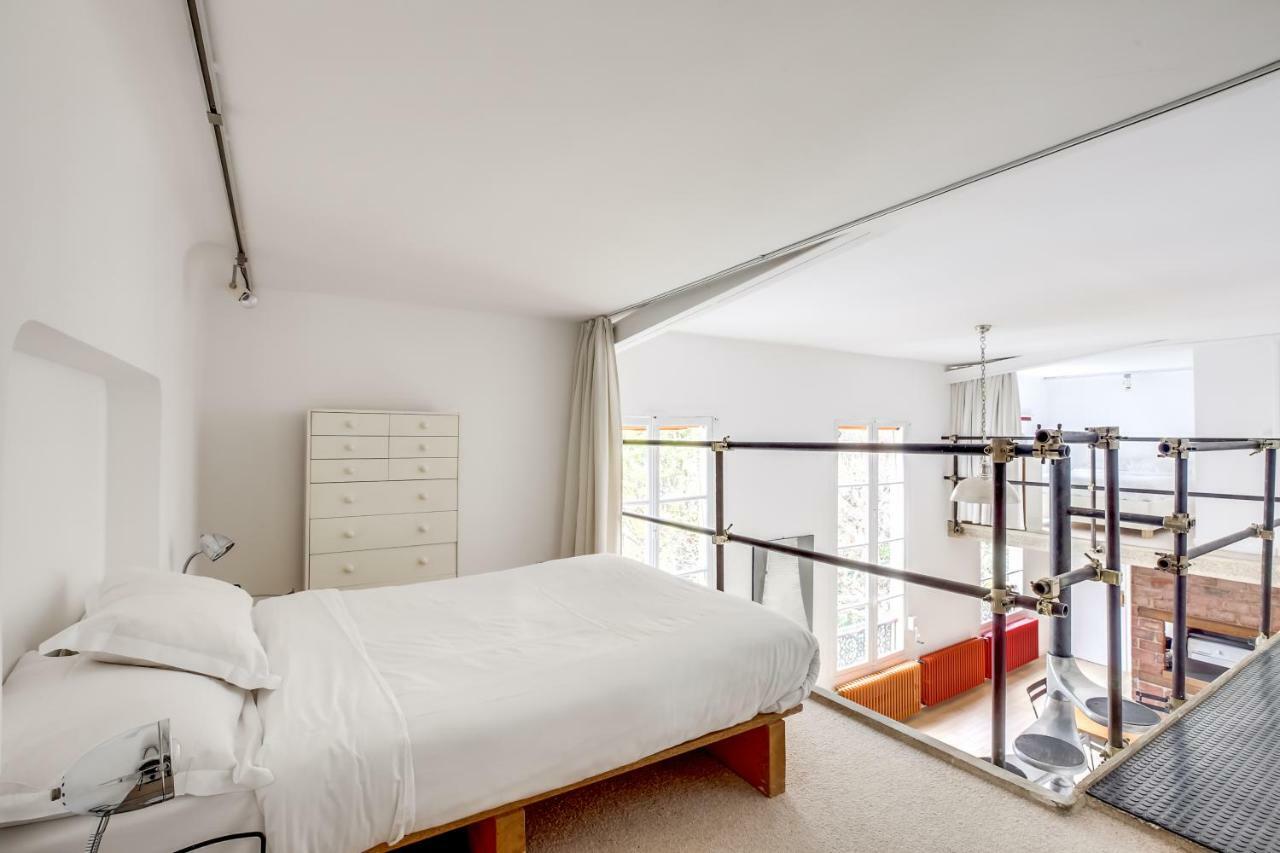 Unit 010 Cherche Midi 19 * Paris