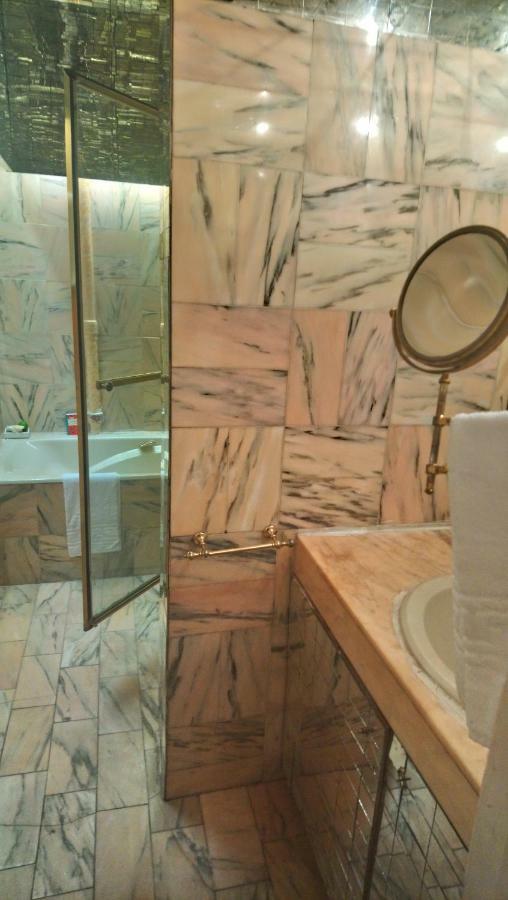 Apartment Toureifelchampselysee Paris