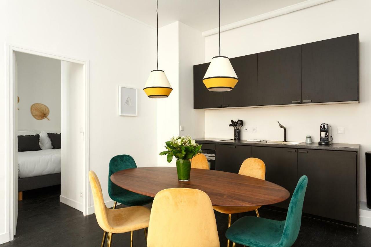 Apartment Habitat Parisien - Ponthieu Champs Elysees *