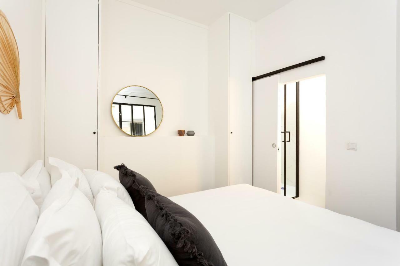 Habitat Parisien - Ponthieu Champs Elysees Apartment *