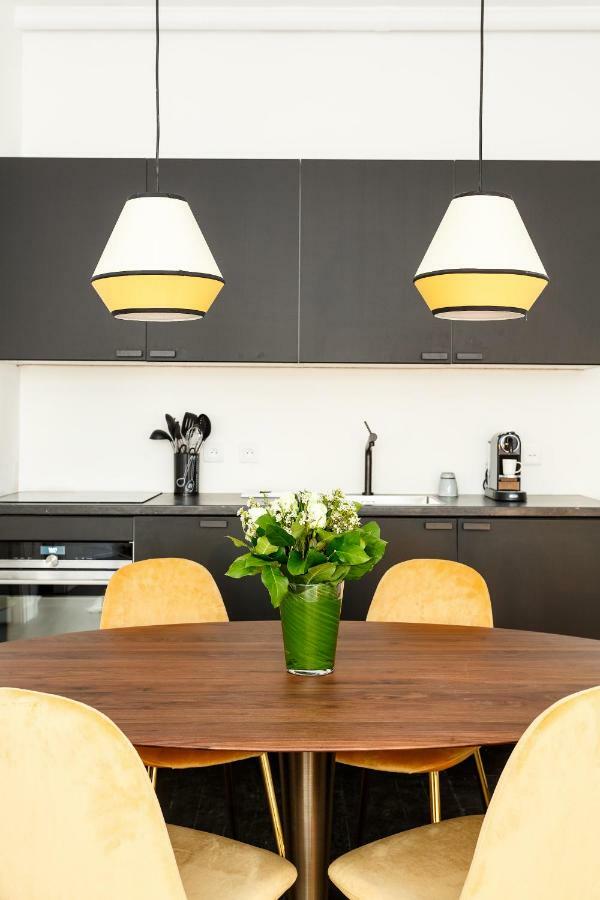 Habitat Parisien - Ponthieu Champs Elysees Apartment *
