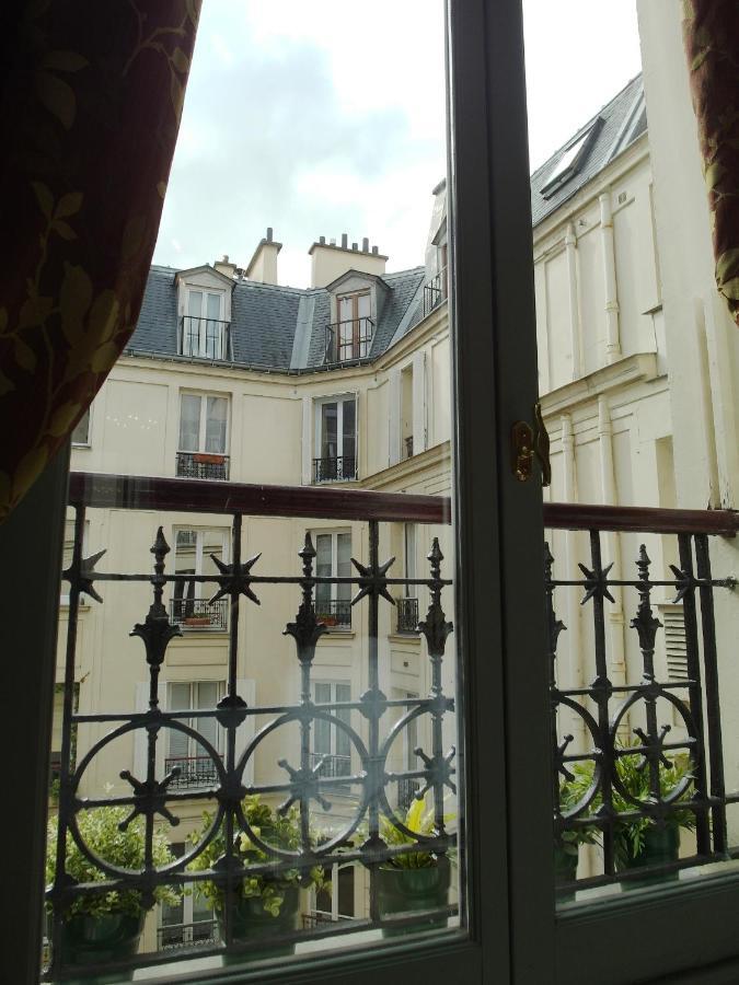 Bed & Breakfast Chambre D Hote : Louvre Elegant Apt Suite Paris