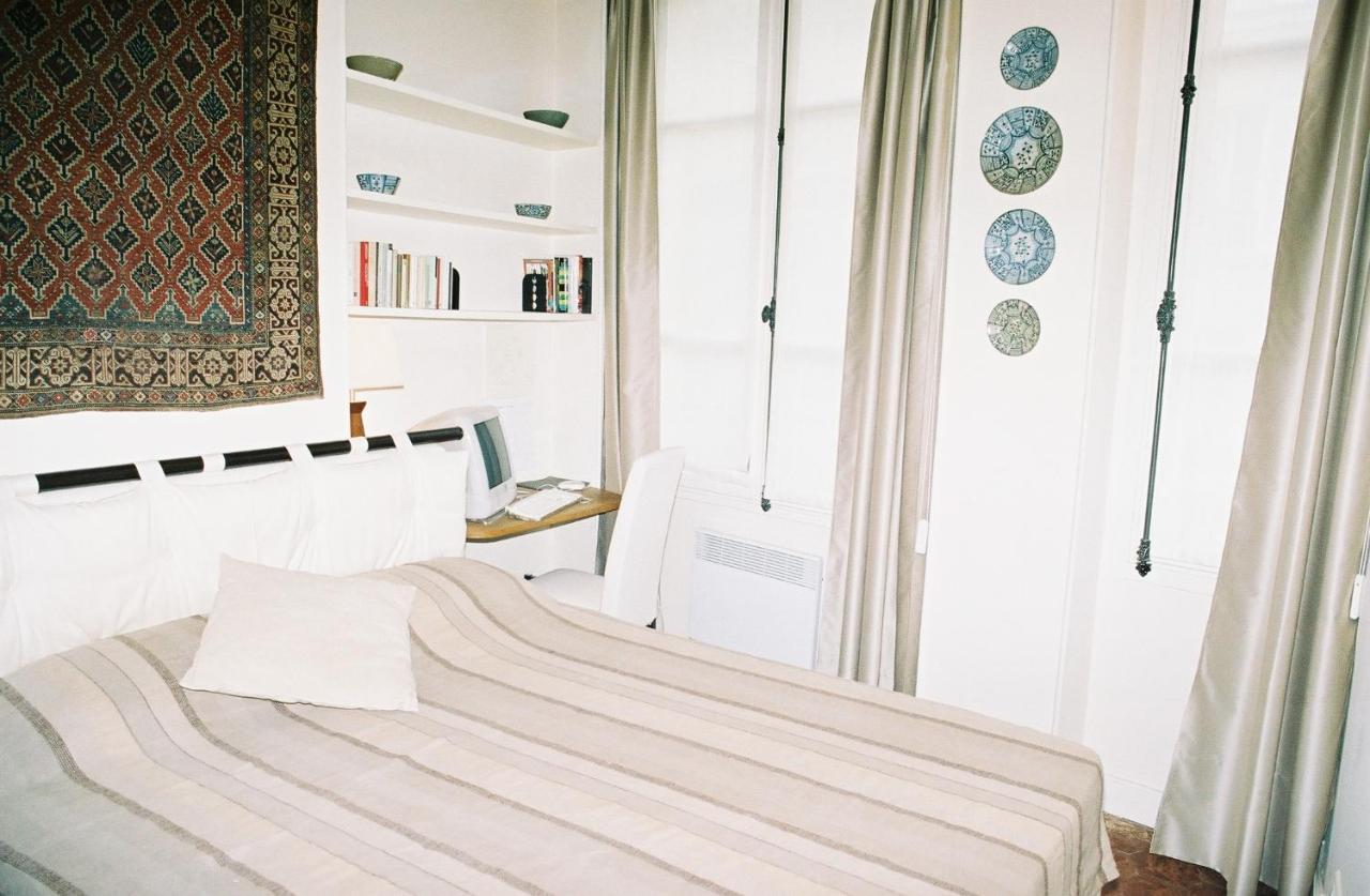 Latin Quarter - Saint Michel Unit 004 Apartment Paris
