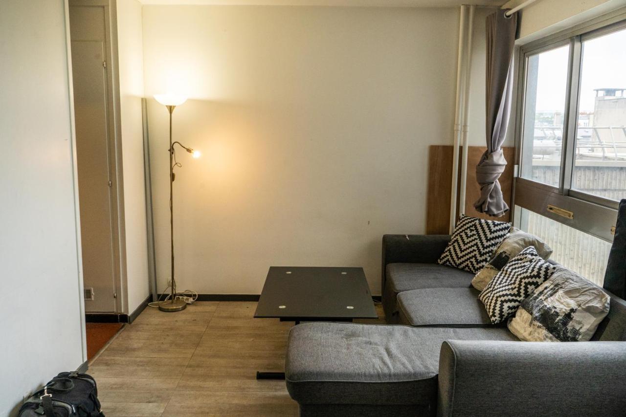 Studio Spacieux Et Calme + Parking Souterrain *