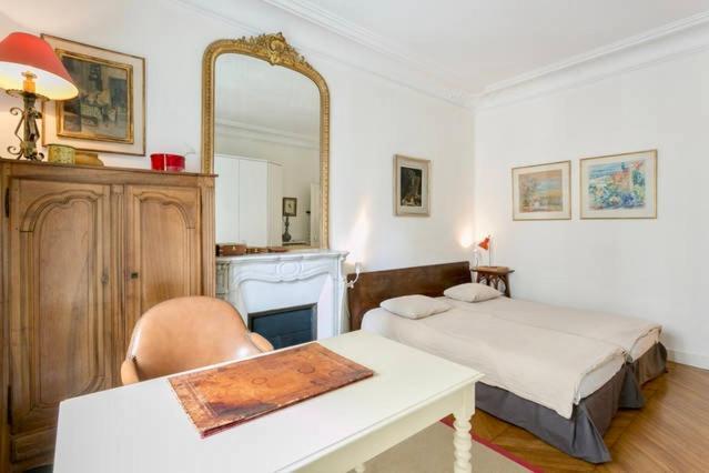 Privatunterkunft Charming Bedroom