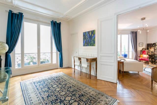 Charming Bedroom Privatunterkunft Paris