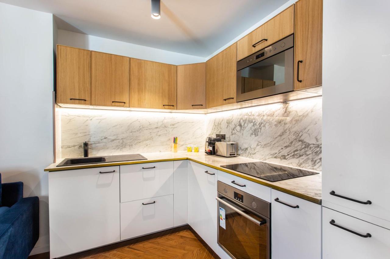 Appartement Cmg Champs Elysées - Boetie 6 *