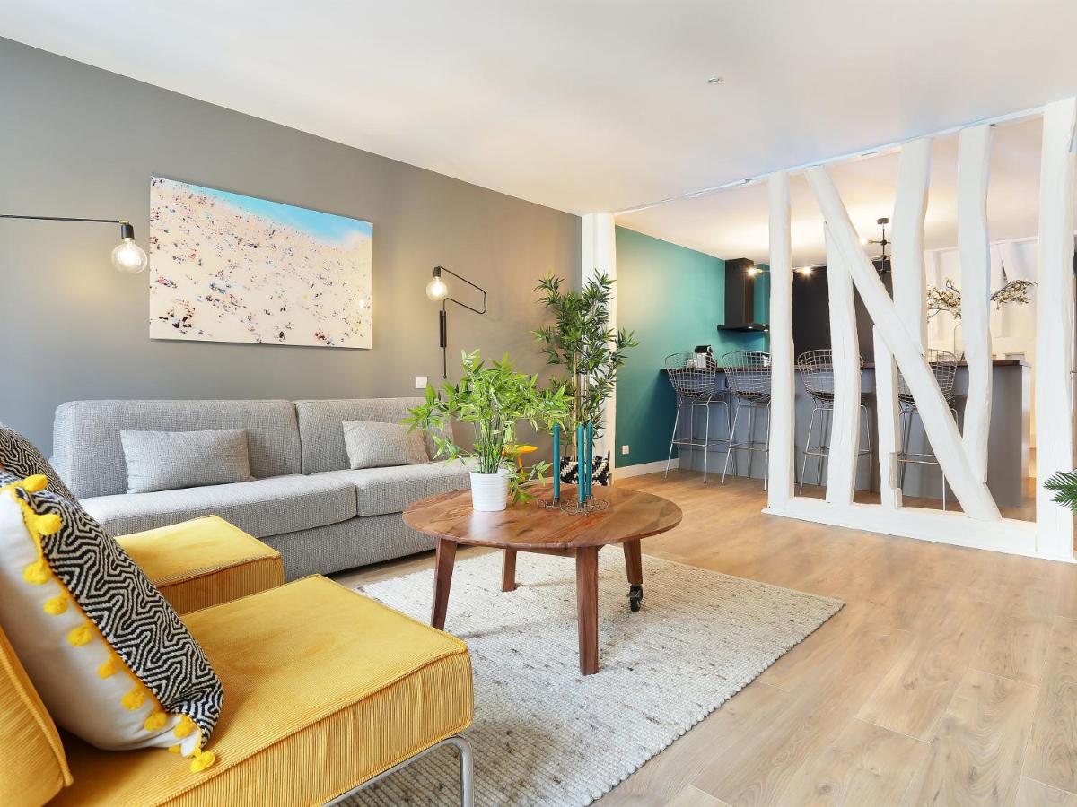Rent A - Caire, Montorgueil * Paris