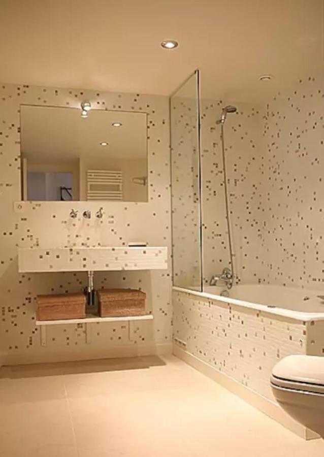Charming Cosy Triplex In Trendy Marais Apartment
